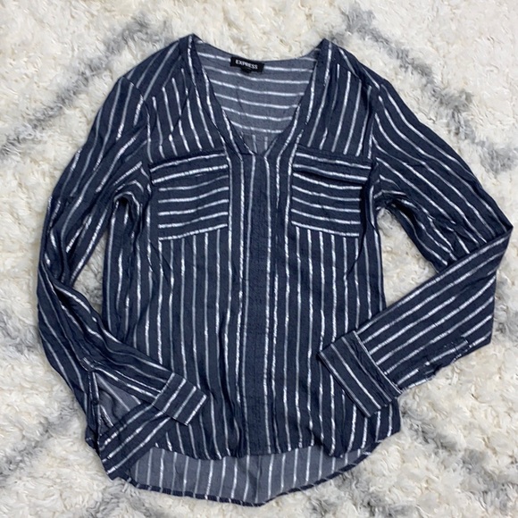 LIKE NEW Express pinstripe top - Picture 3 of 5